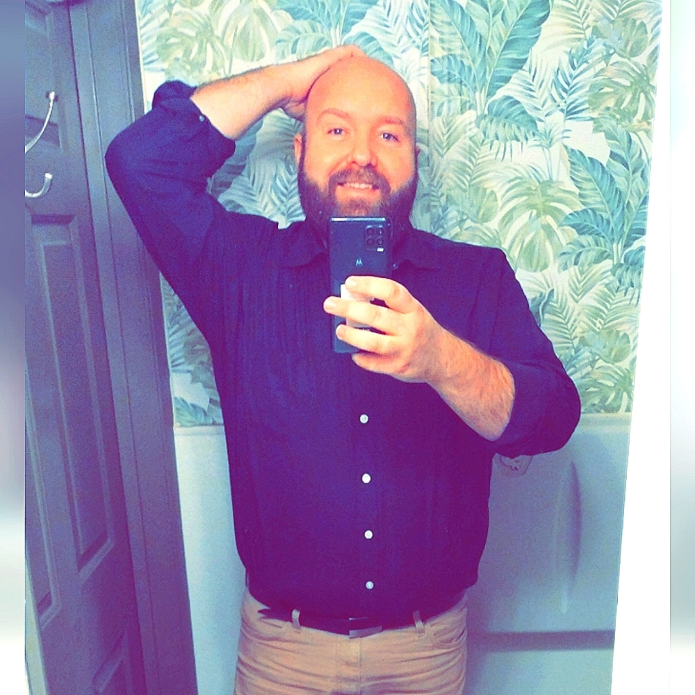 Meet your Posher, Eric